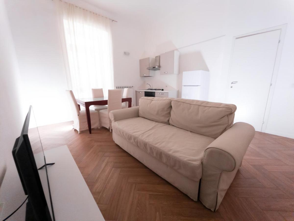 Апартаменты Luxury Bnb Pisacane Бари Экстерьер фото